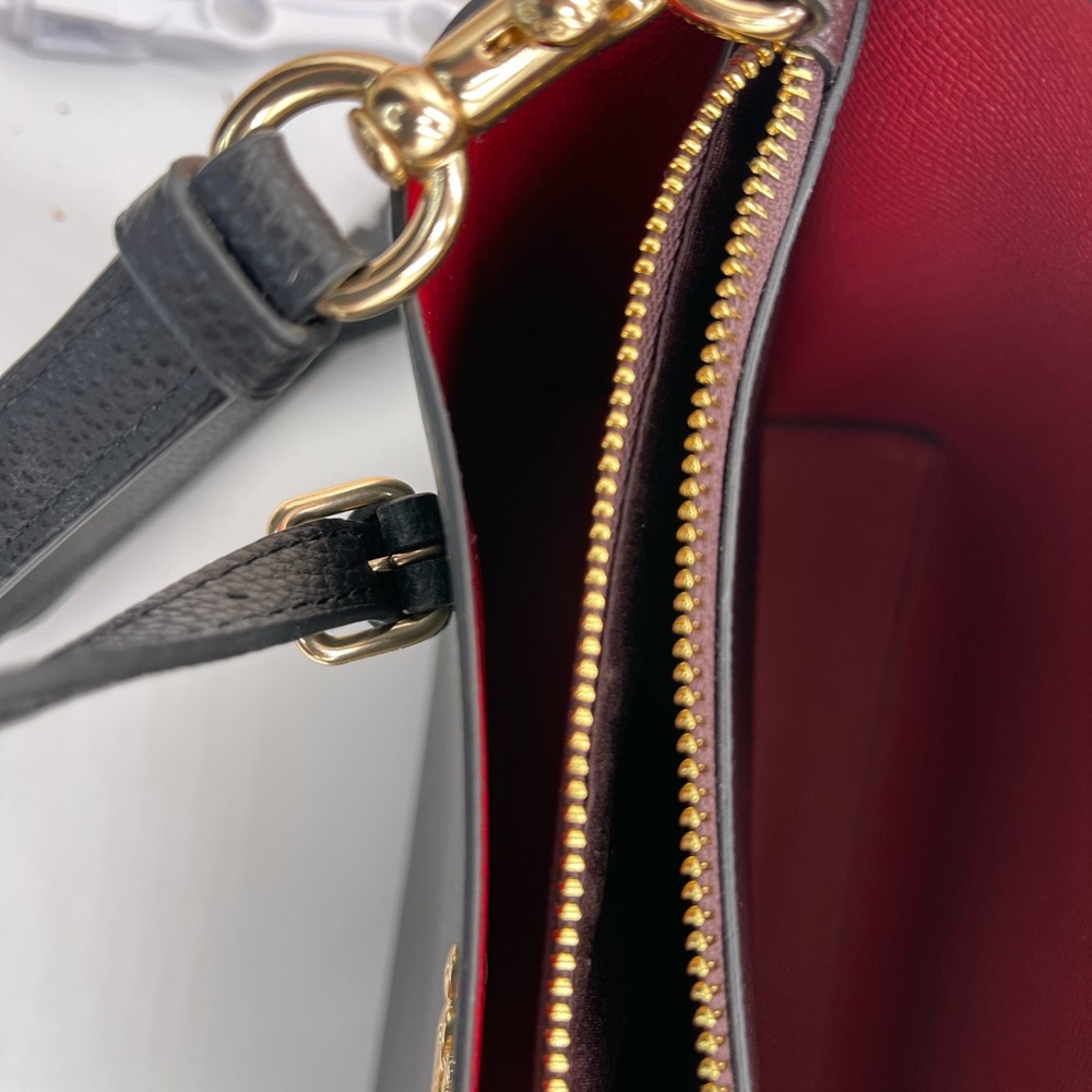 Coach Black and Red Shoulder Bag with Gold Hardware - Picture 5 of 12